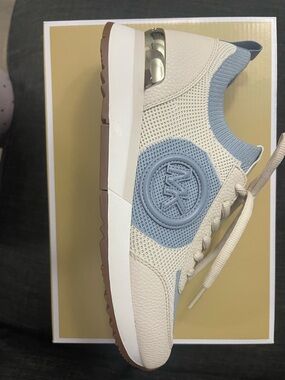 Brand new Michael Kors Cream and Light Blue Knit Logo Sneaker